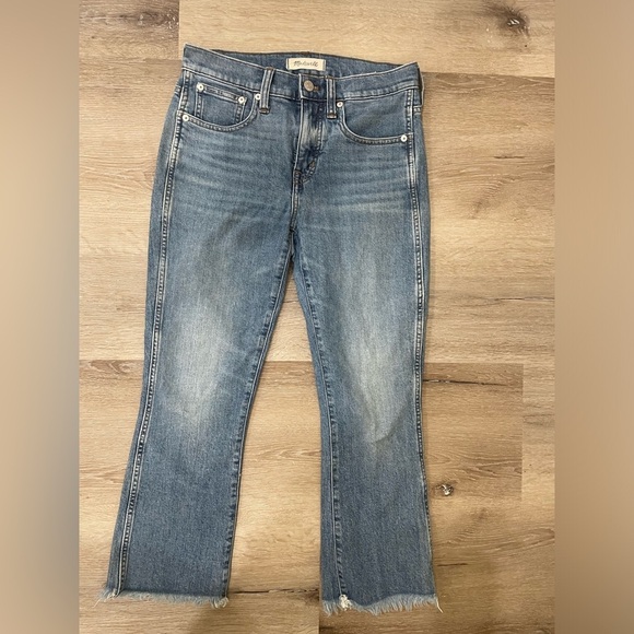 Madewell Women’s Cali Demi-Boot Size 26P Crop Jeans Flare Cut - Picture 1 of 5